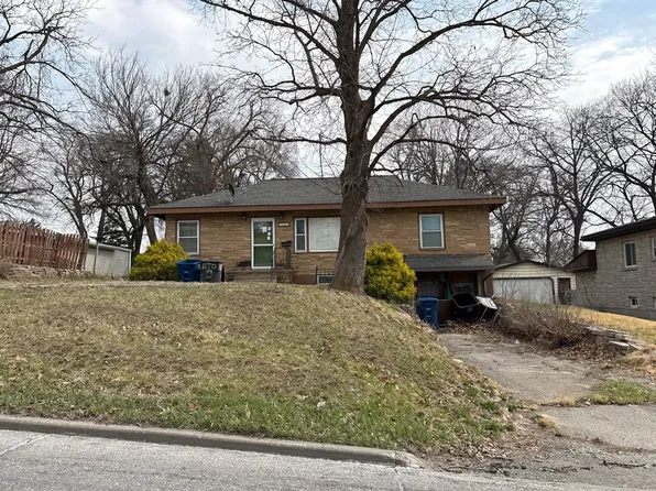 3509 30th St, Des Moines, IA 50310