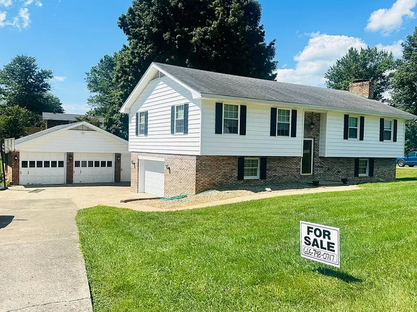 115 2nd St, Flemingsburg, KY 41041