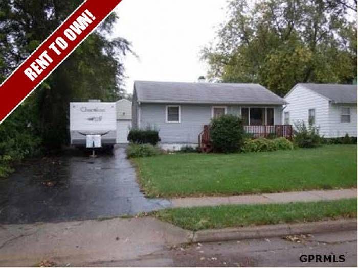 2nd image of 6309 Sprague St