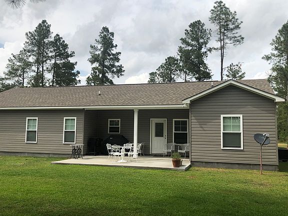 3rd image of 169 Larkspur Dr
