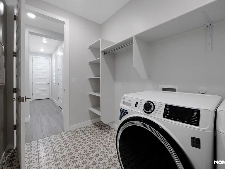 3802 Nightingale Ave — Photo 16