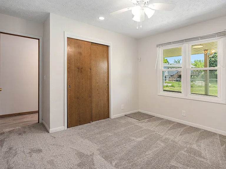 5408 S 20th Street Cir — Photo 10