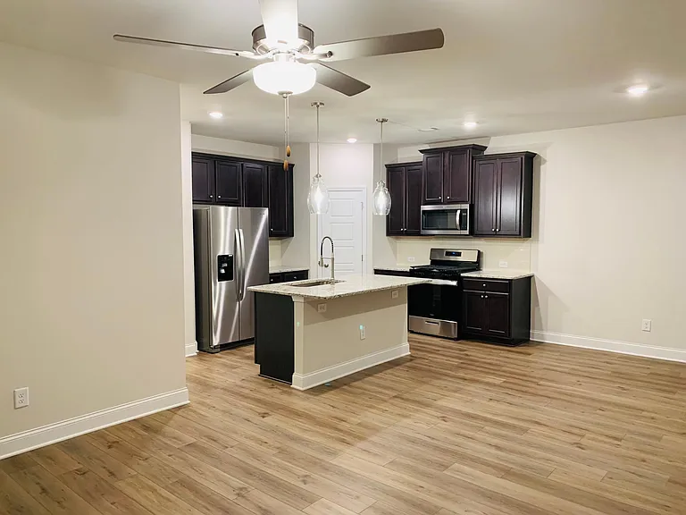 344 Overlook Ct — Photo 6