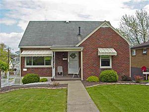 1st image of 3700 Marlamont Way