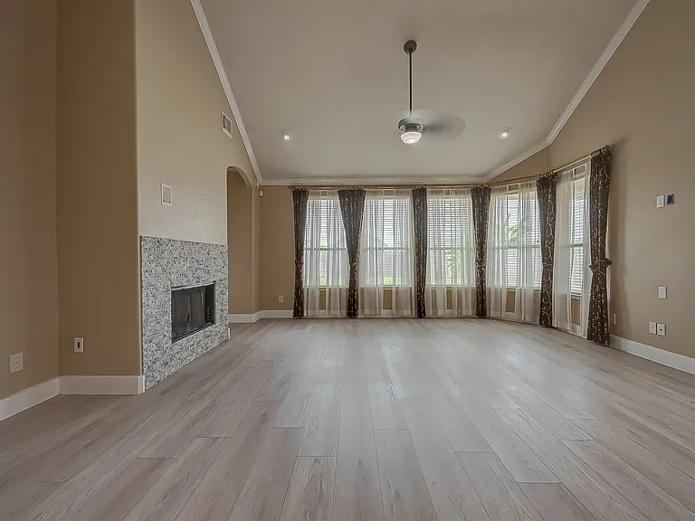 14026 Shamrock Park Ln — Photo 10
