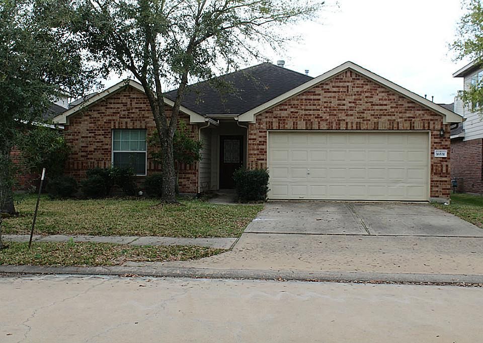 1st image of 16531 Sperry Gardens Dr