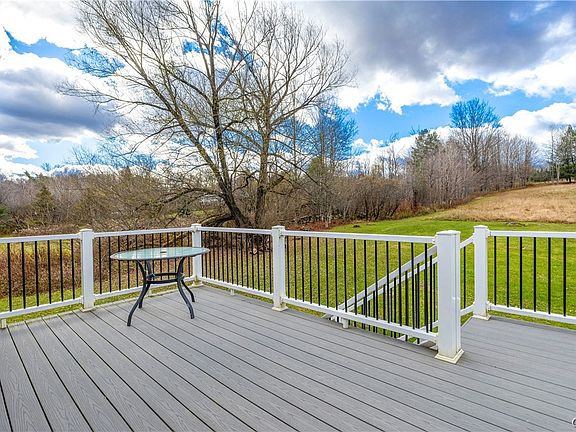 2nd image of 3079 Wingert Rd