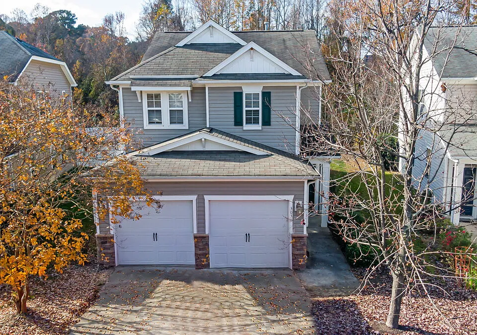 3030 Remington Oaks Cir
