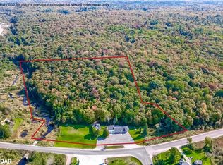 949 Raymond Rd, Muskoka Lakes, ON P0B1M0