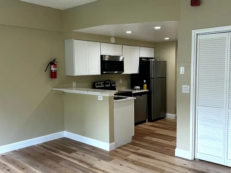 40-9998 Fayette St #21 — Photo 3
