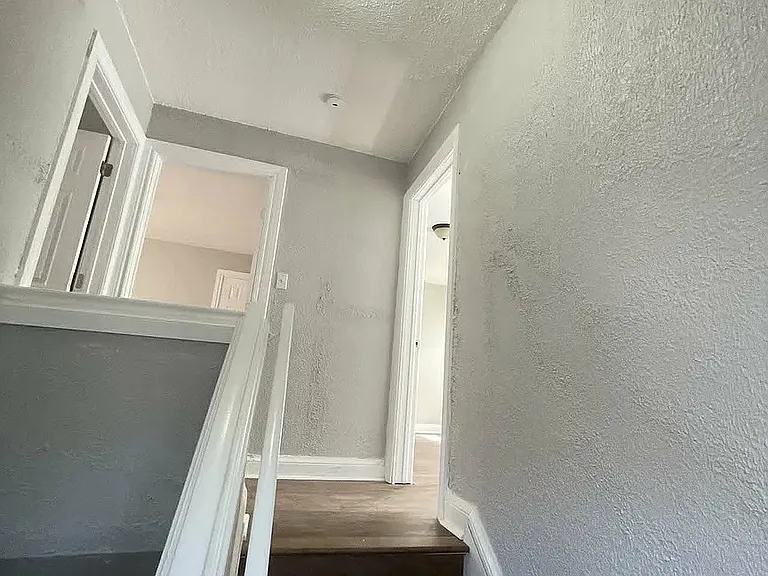 16219 Northlawn St — Photo 7