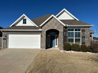 7508 Charlotte Ave, Springdale, AR 72762