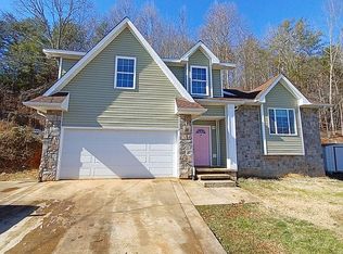 744 Foothills Rd, Kingsport, TN 37663