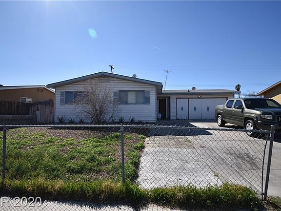 2nd image of 4205 Mayflower Ln