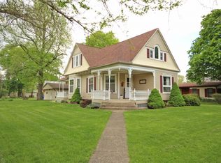 409 7th St, Illiopolis, IL 62539
