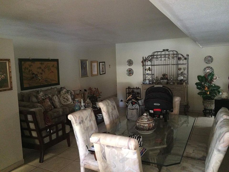 2nd image of 6955 Sharpecroft Ct
