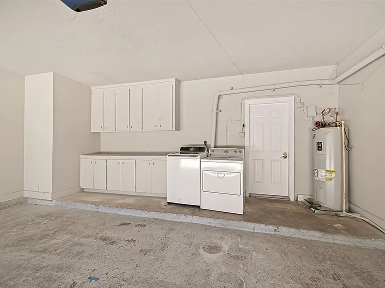 4024 Breakwood Dr — Photo 38