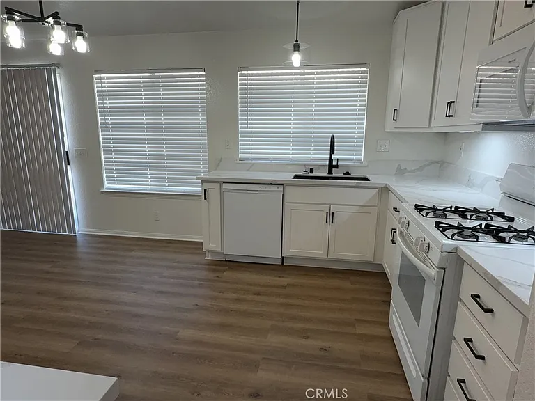 12590 Cobalt Rd — Photo 18
