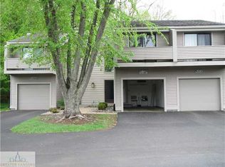2079 Fox Hollow Dr, Okemos, MI 48864