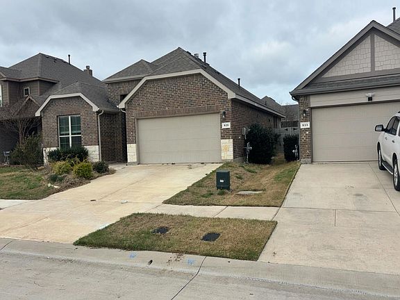 2nd image of 929 Dove Cv