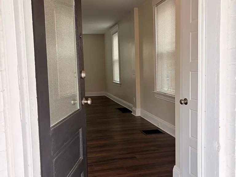 3618 Wabash Ave — Photo 4