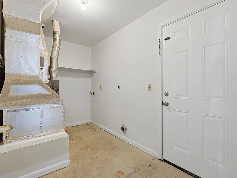 3425 NW 22nd Dr — Photo 16