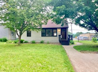 539 9th Ave NW, New Brighton, MN 55112