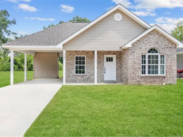 1105 S Spruce St, Hammond, LA 70403