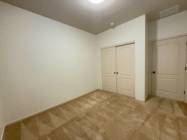 4116 Rocky Mountain Way — Photo 10