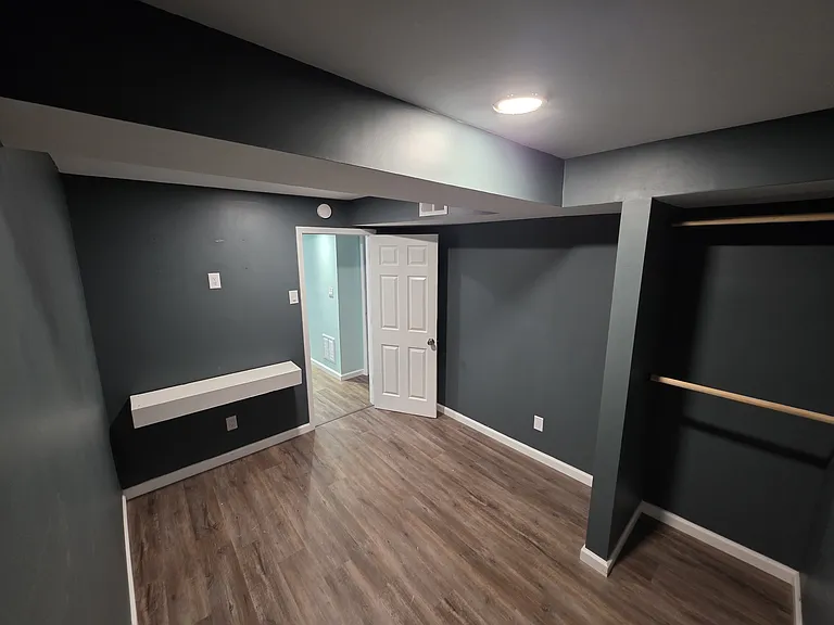 326 Foxcroft Dr — Photo 5