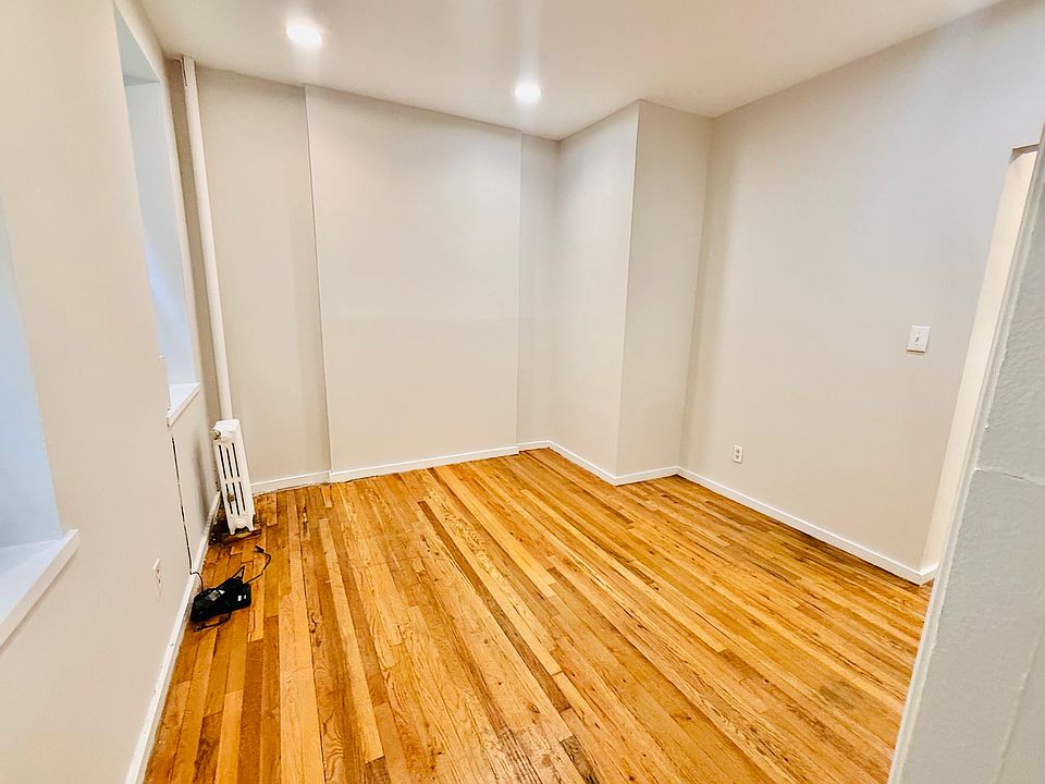 1st image of 228 W 24th St APT 1R
