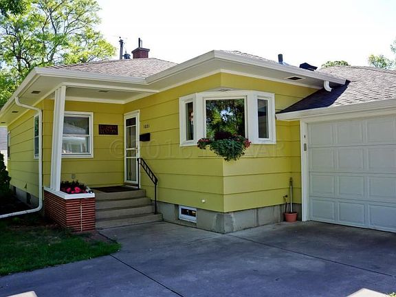 2nd image of 1021 10th Ave S