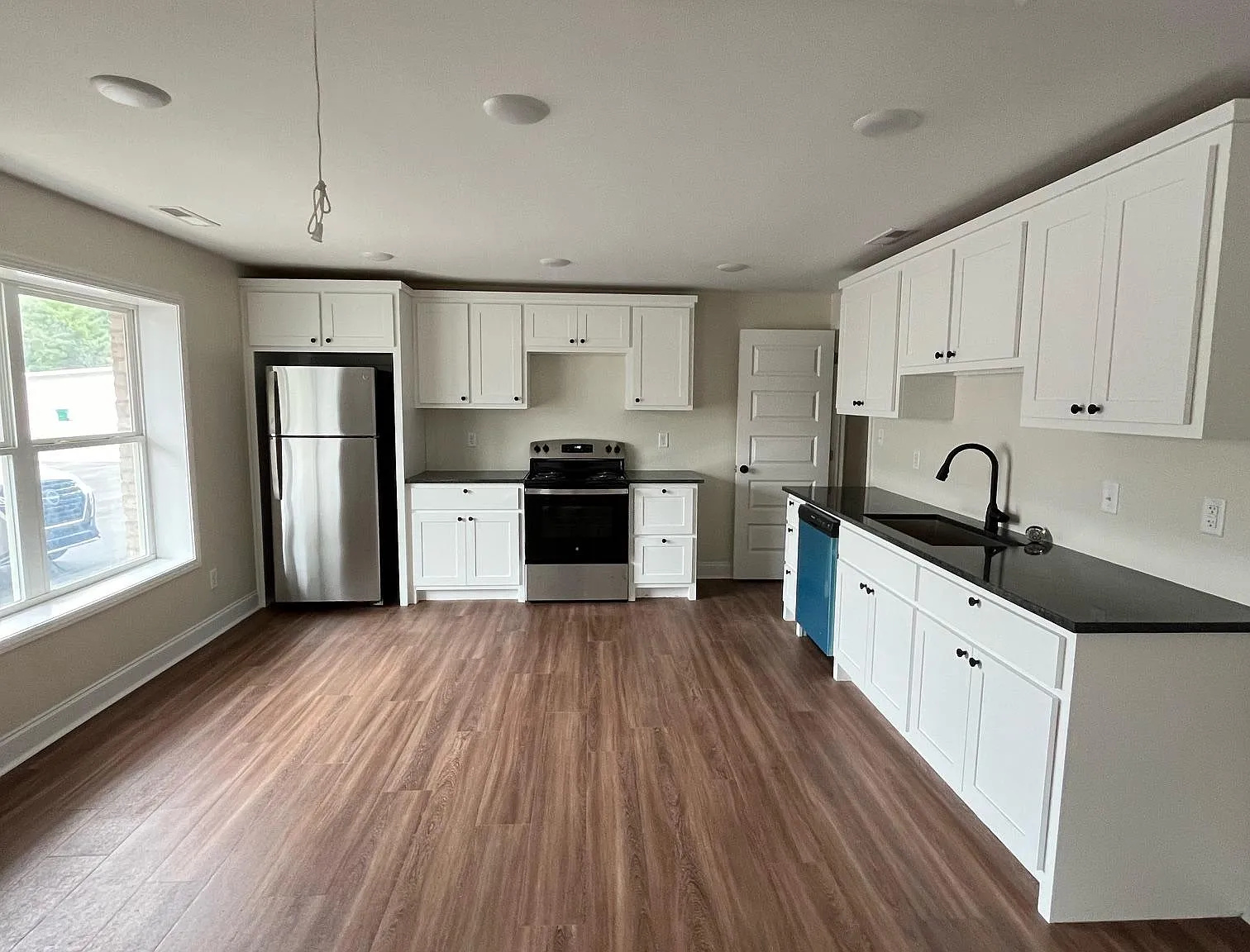 104 Old Memphis Rd — Photo 1