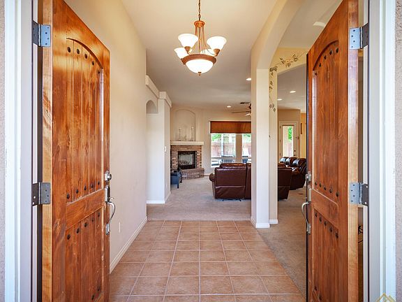 5th image of 12512 Gila River Dr
