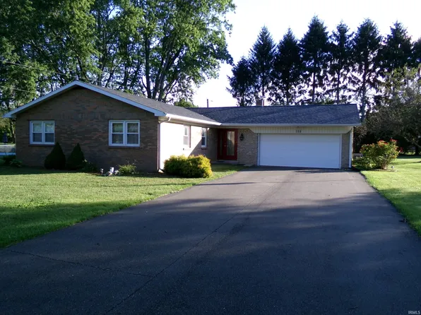 416 Lenora Lee Dr, New Castle, IN 47362