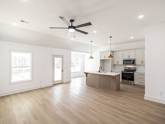 5th image of 4131 Hereford Dr Lot 69