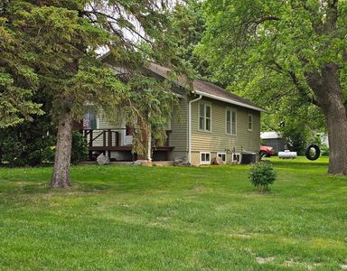 300 Main St S, Lake Wilson, MN, 56151
