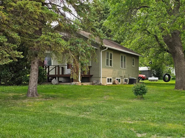 300 Main St S, Lake Wilson, MN 56151