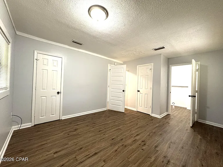 237 Helen Ave #E — Photo 15