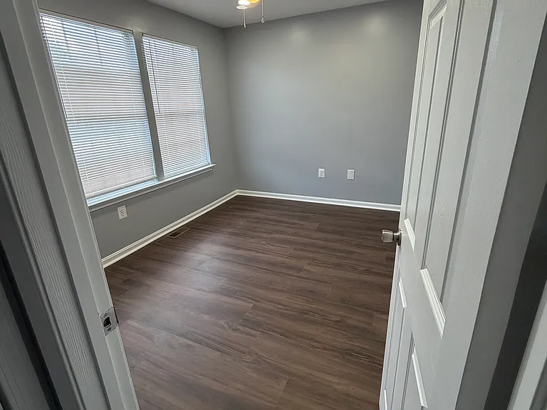 4516 Waverly Crossing Ln — Photo 25