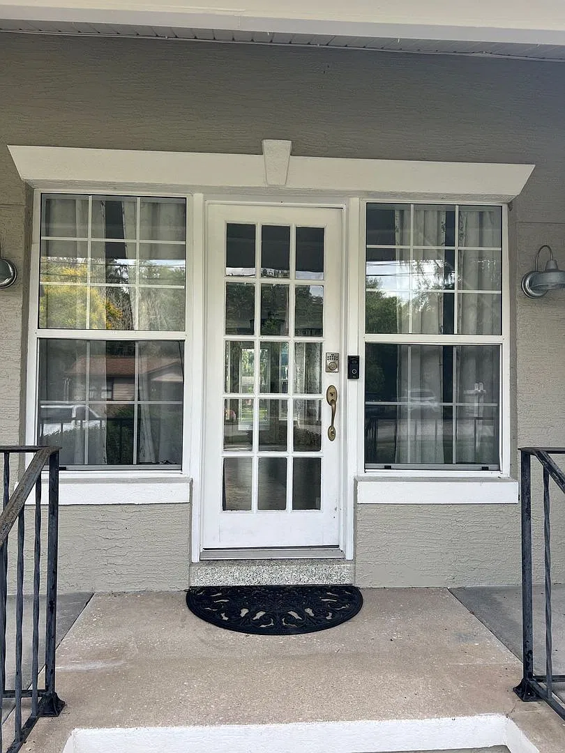 For Lease — Photo 2