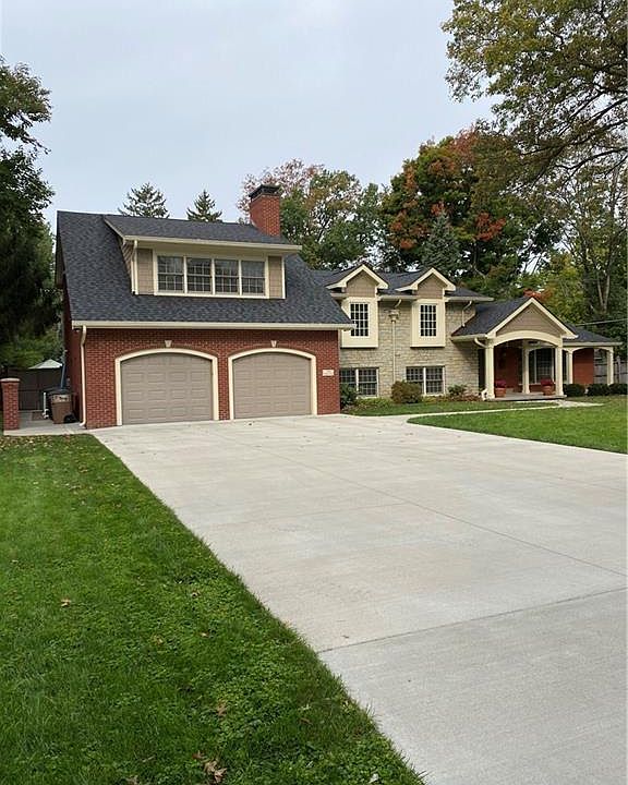 2nd image of 3334 Woodland Pkwy