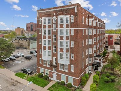 230 E 9th St APT 401, Indianapolis, IN, 46204