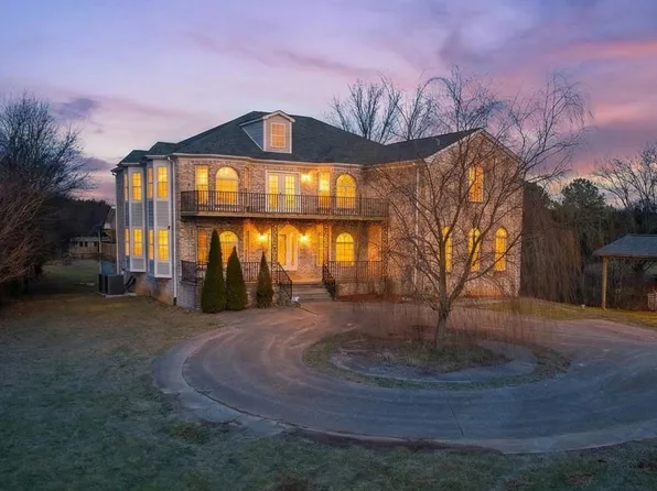 1463 Vesta Rd #B, Lebanon, TN 37090