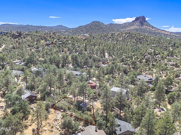 2nd image of 315 REMINGTON Trail
