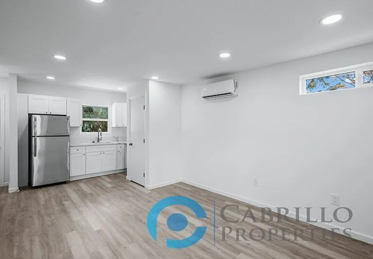 2527 Tuberose St #1 — Photo 3