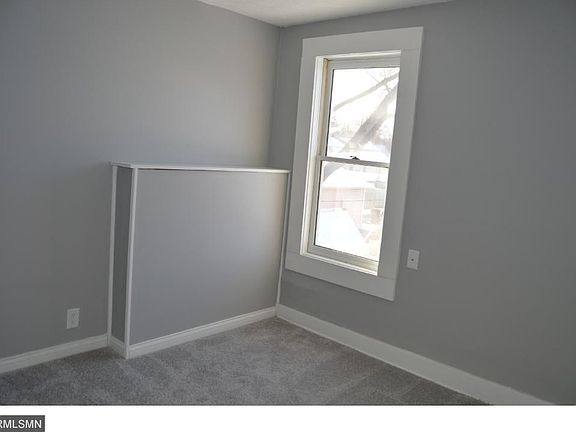 4th image of 216 7th Ave S
