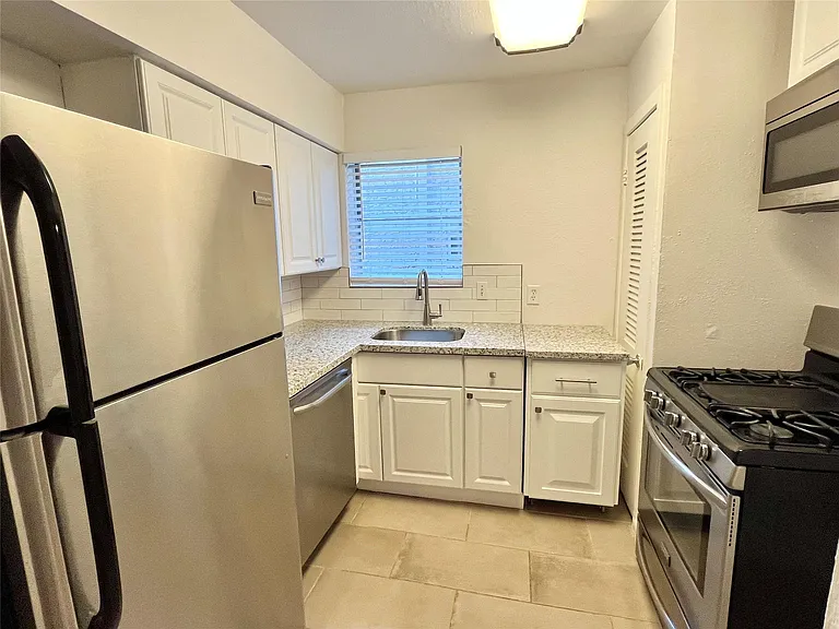 3603 Murworth Dr #2 — Photo 6