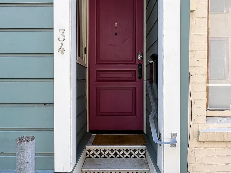 34 Telegraph Pl — Photo 3