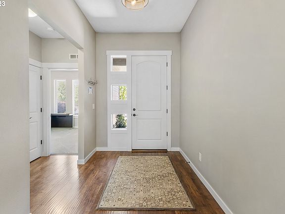 5th image of 15405 NE 104th St